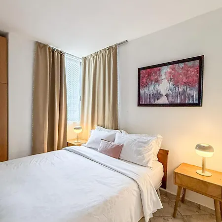 Erik 2 Bed Lägenhet *