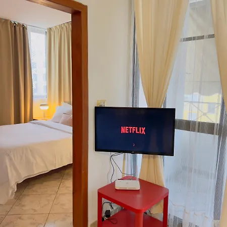 Erik 2 Bed *